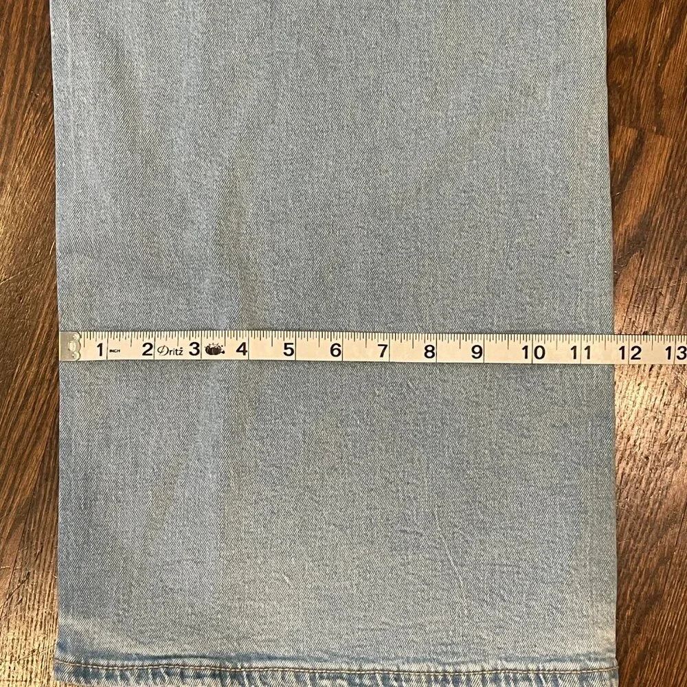 AE Women's Dreamy Drape Strigid Low-Rise Ultra Wide-Leg Jean, Lt Aglow, 2S, NWOT - Picture 10 of 11